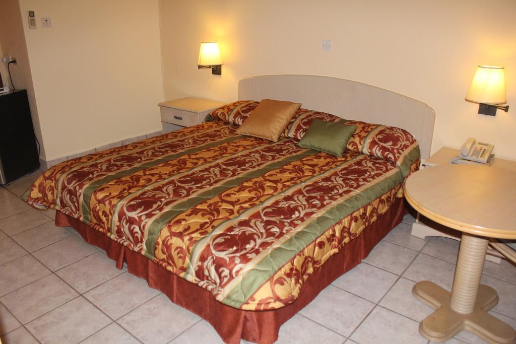 Allamanda Beach Resort Grand Anse Esterno foto