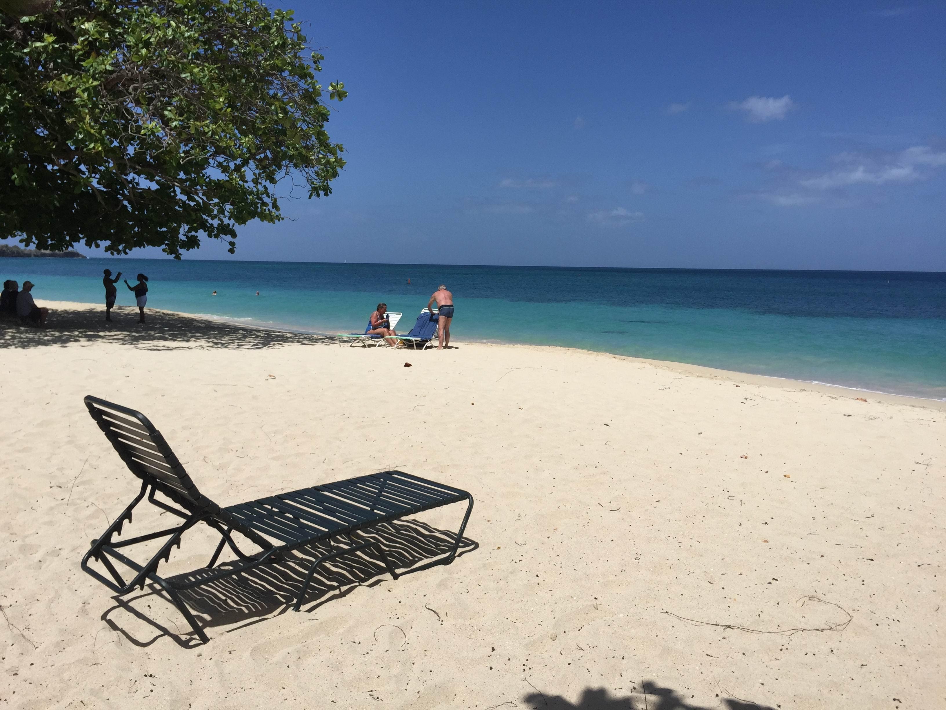 Allamanda Beach Resort Grand Anse Esterno foto