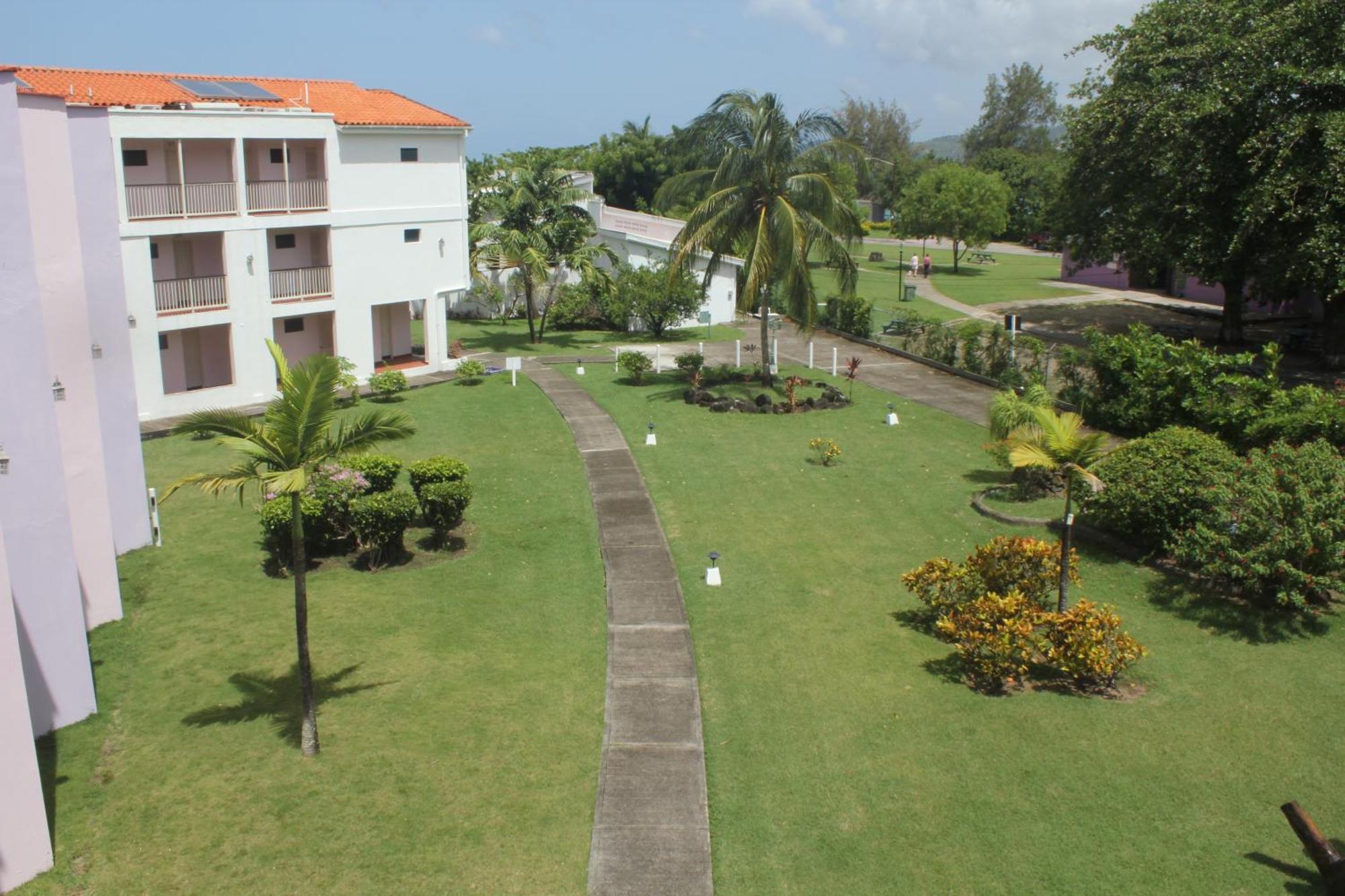 Allamanda Beach Resort Grand Anse Esterno foto