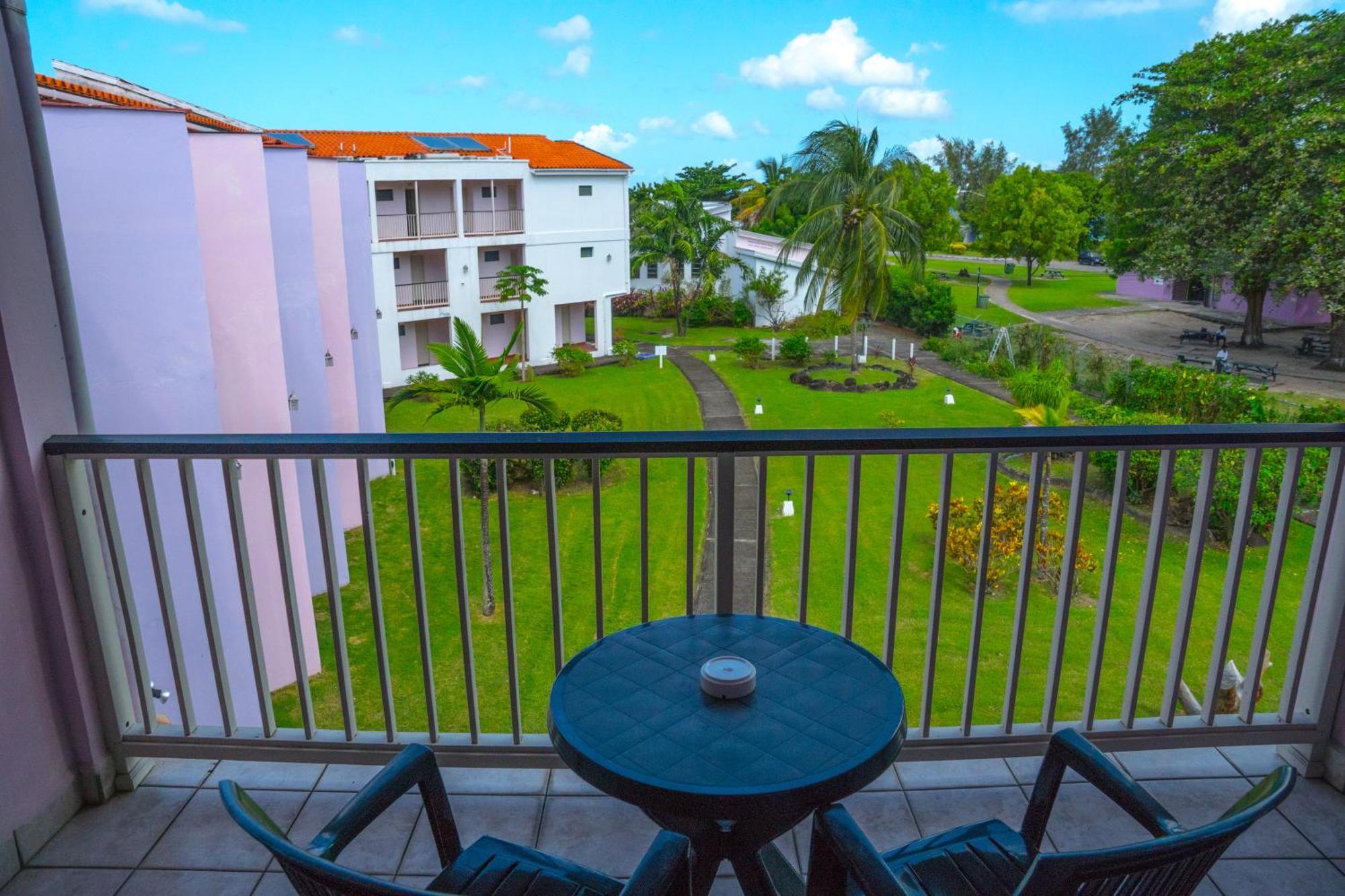 Allamanda Beach Resort Grand Anse Esterno foto
